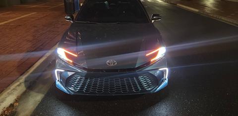 Toyota Camry Hybrid 2025