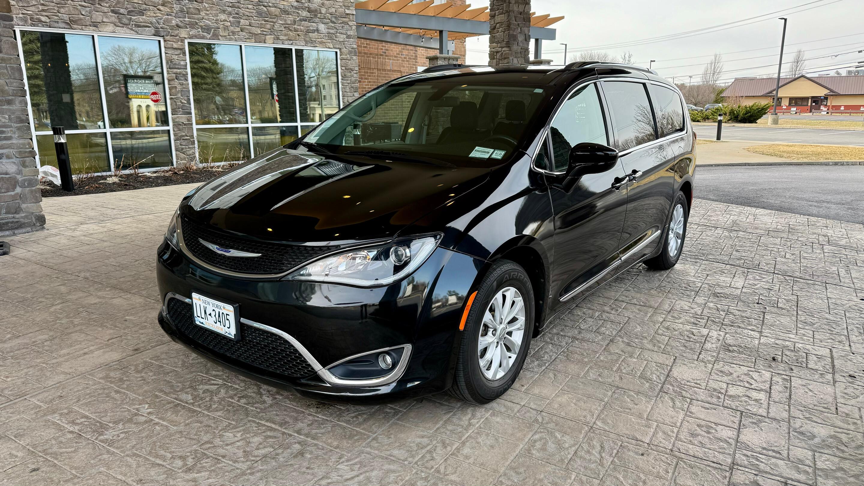 Chrysler Pacifica 2018 in Clifton Park, NY