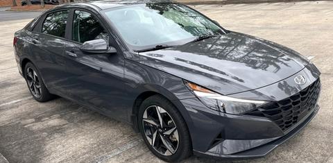 Hyundai Elantra 2023