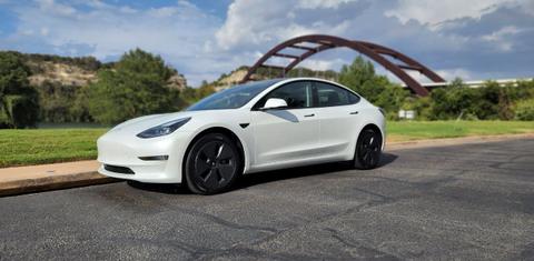 Tesla Model 3 2022