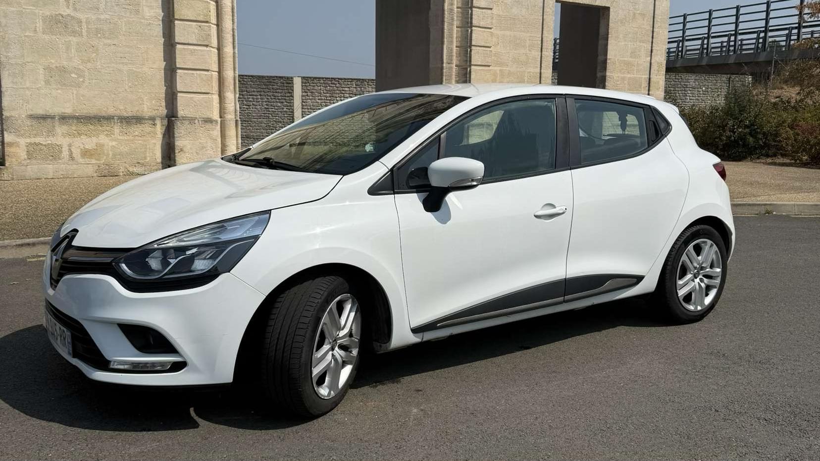 Renault CLIO IV SOCIETE 2018 à Bordeaux