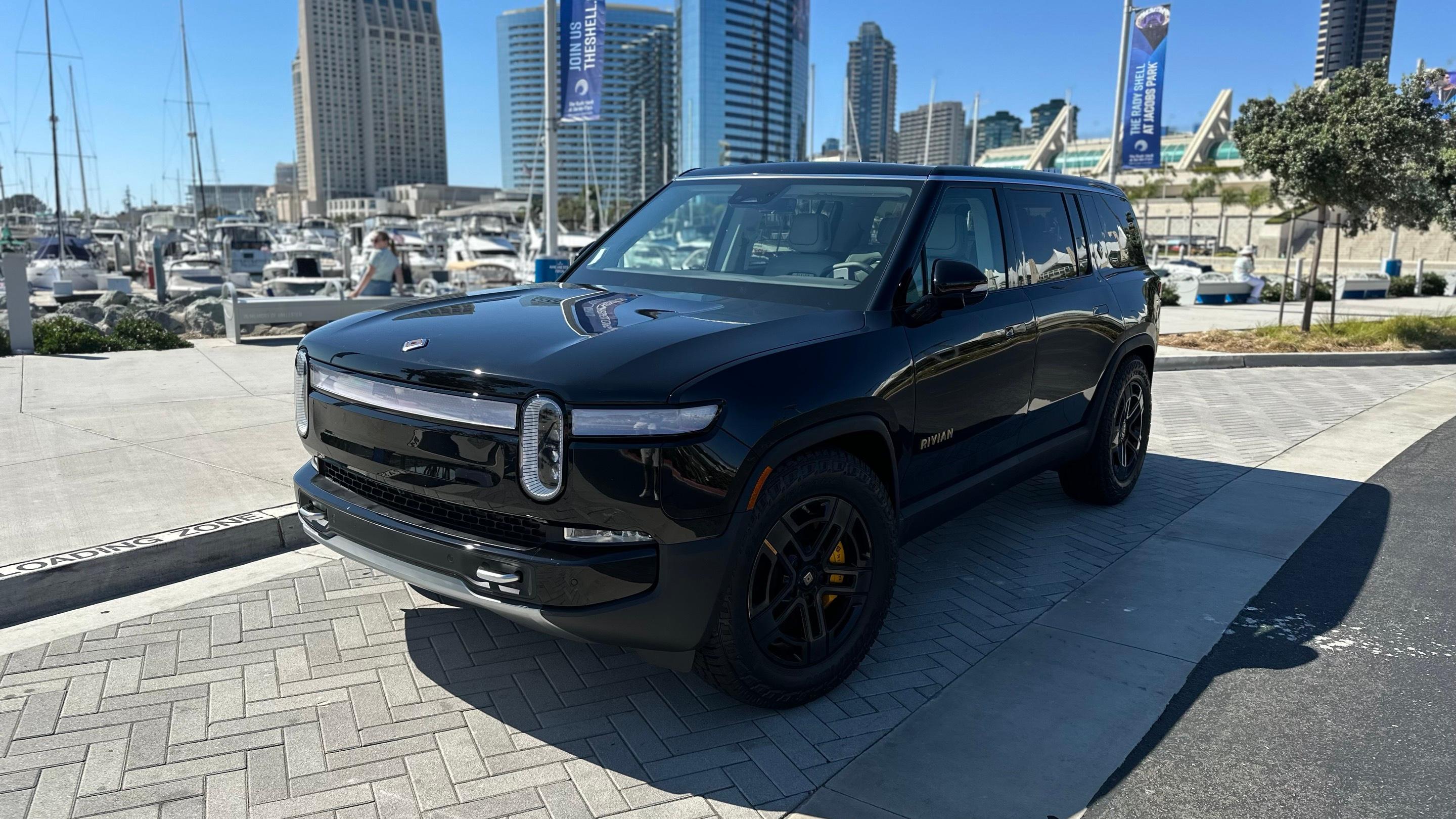 Rivian R1S 2023 in San Diego, CA