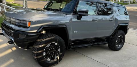 GMC HUMMER EV SUV 2025