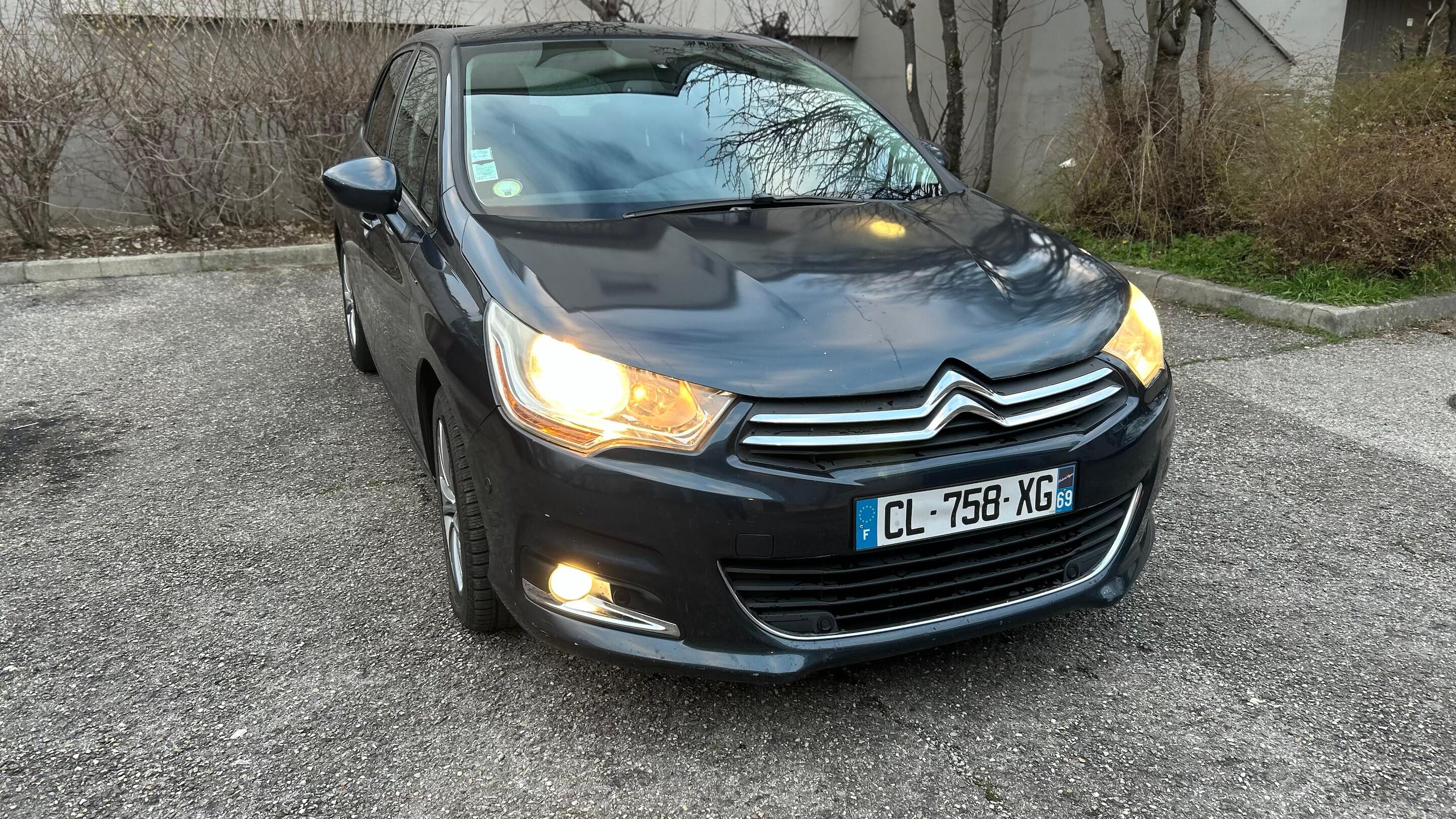 Citroen C4 2011 à Villefontaine