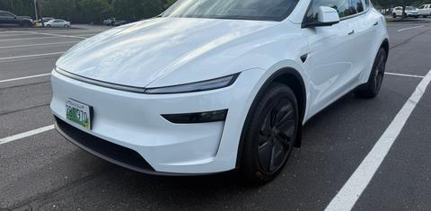 Tesla Model Y 2026