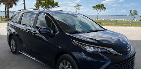 Toyota Sienna 2025