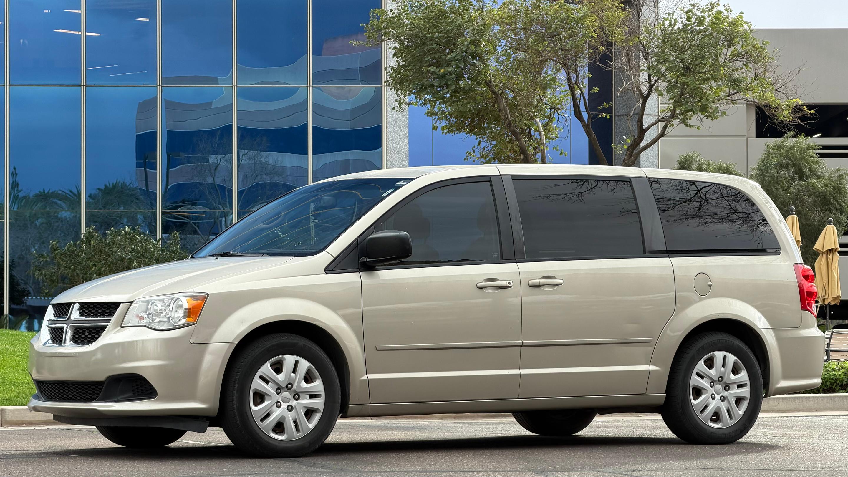 Dodge Grand Caravan 2015 — Car rental alternative in Missoula, MT