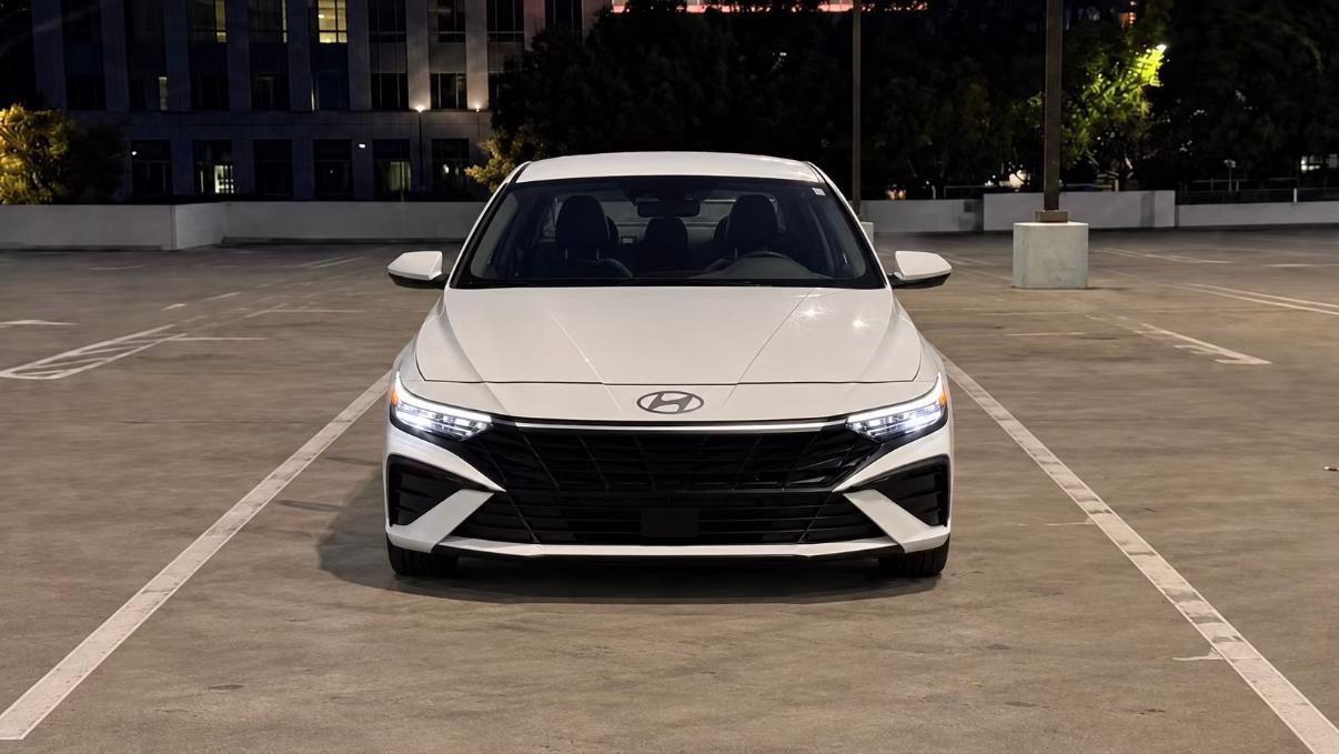 Hyundai Elantra 2024 in Laguna Niguel, CA