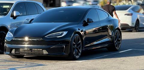 Tesla Model S 2022