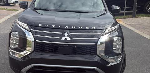 Mitsubishi Outlander 2025