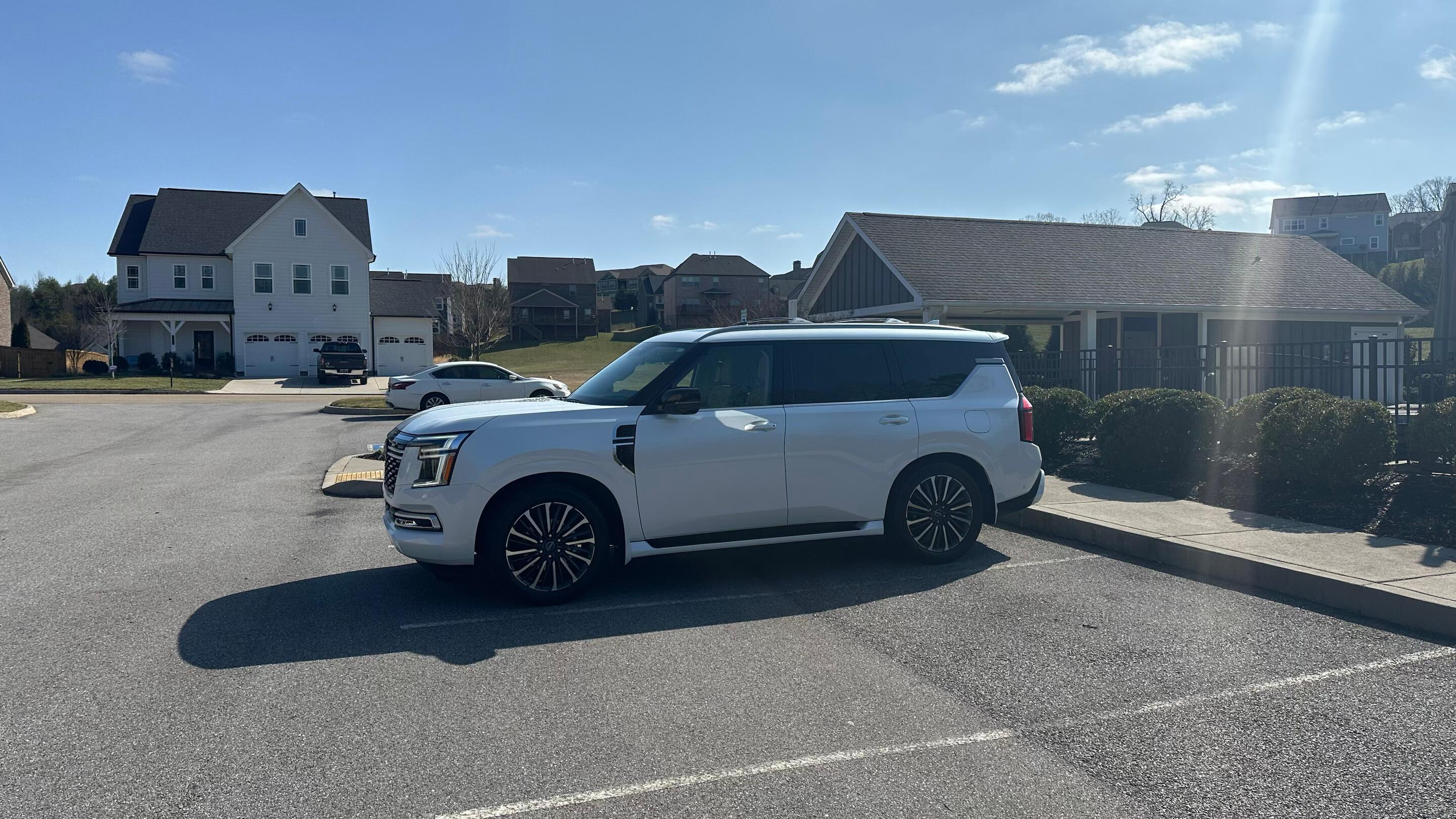 Nissan Armada 2025 in Knoxville, TN