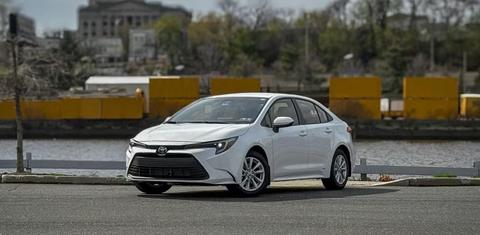 Toyota Corolla Hybrid 2025