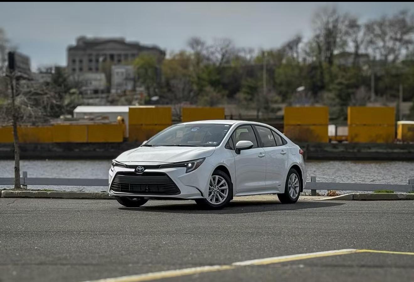 Toyota Corolla Hybrid 2025 in 