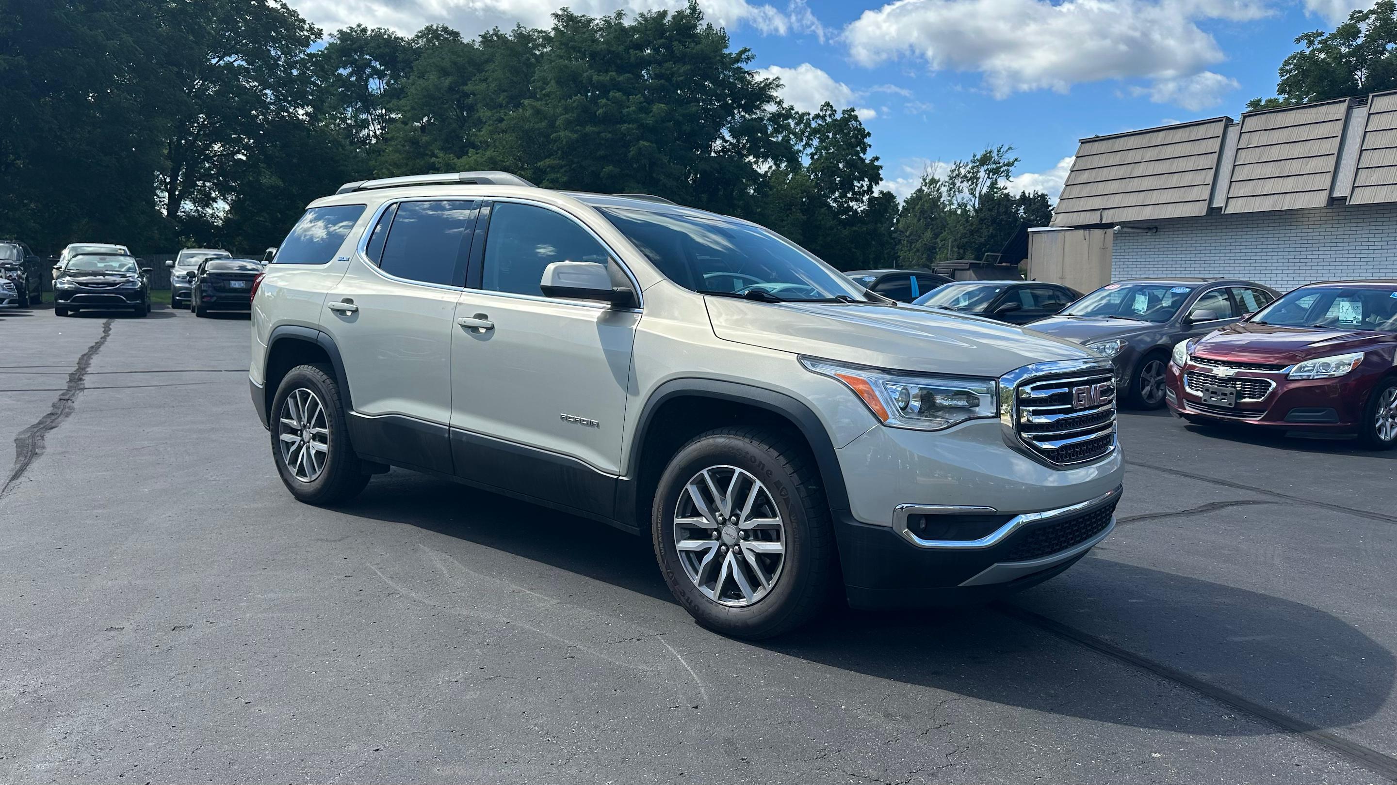 GMC Acadia 2017 in Lansing, MI