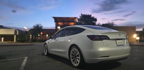 Tesla Model 3 2022