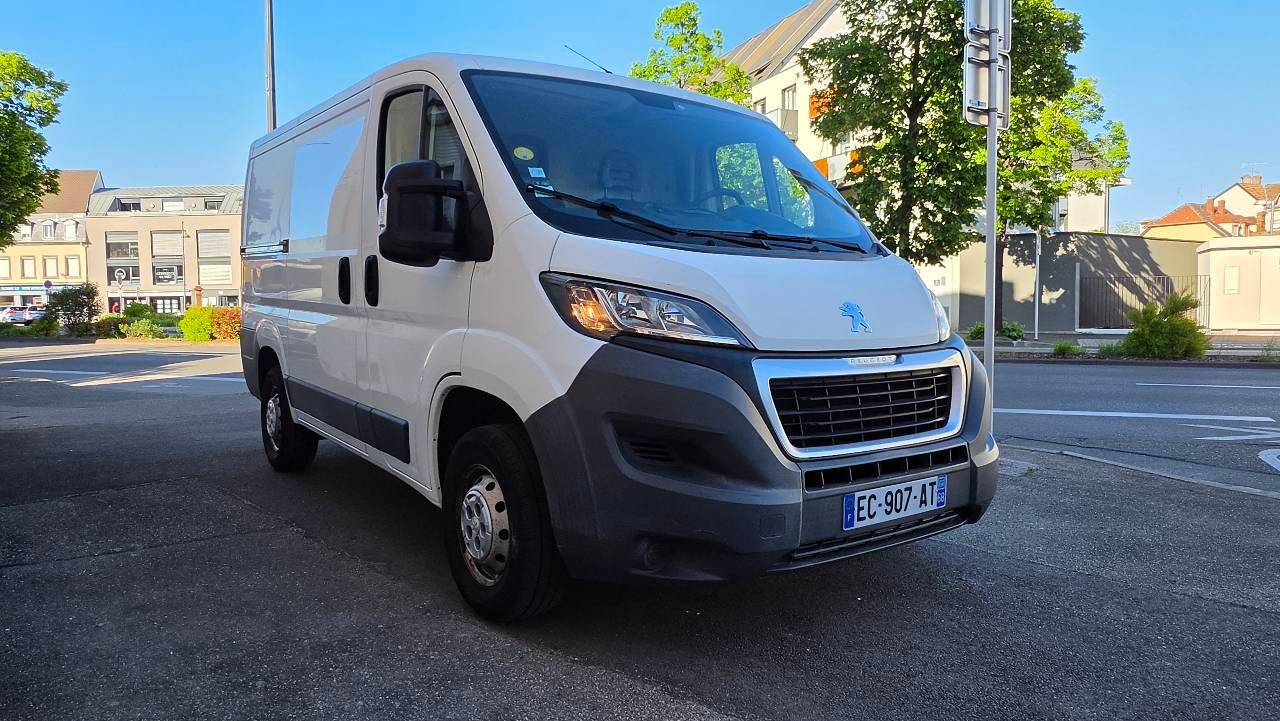Peugeot BOXER 2016 à Colmar