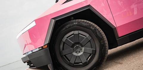 Tesla Cybertruck 2026