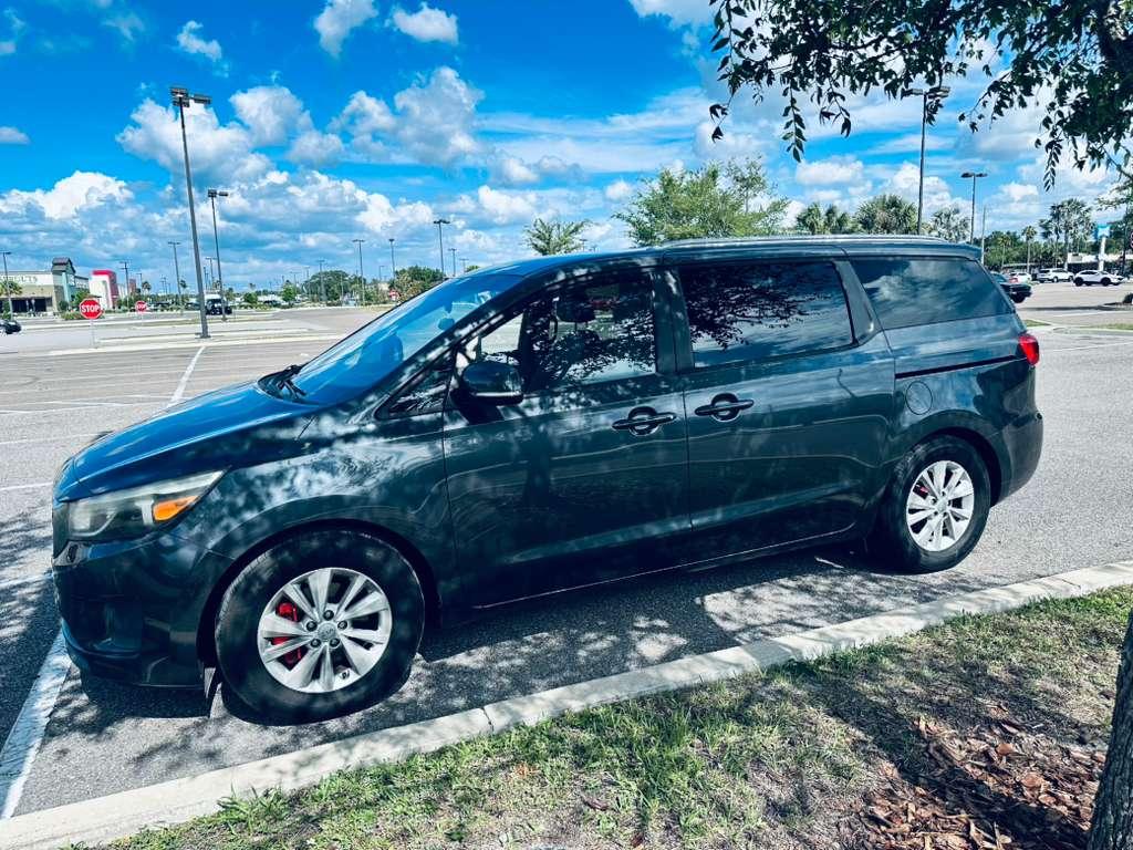 Kia Sedona 2016 in 