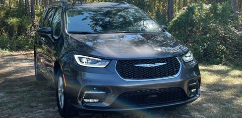 Chrysler Pacifica 2022