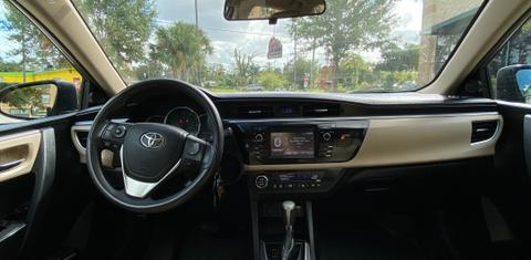 Toyota Corolla 2015