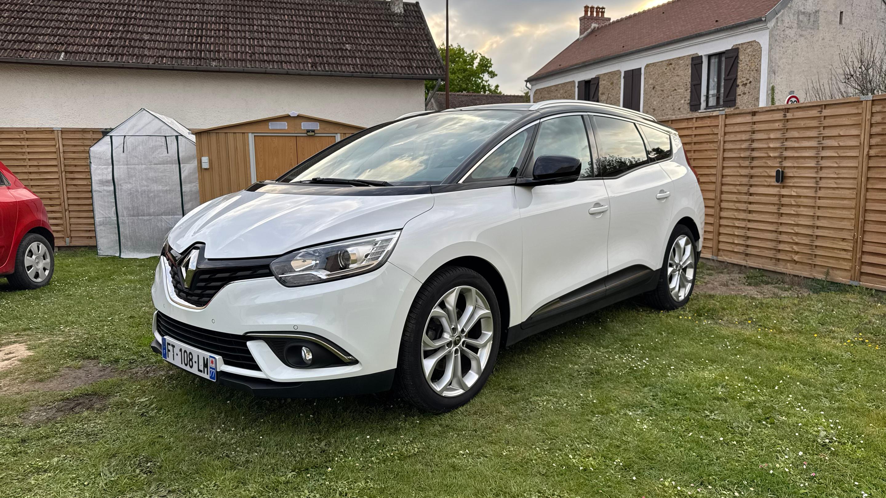 Renault GRAND SCENIC IV 2020 à Bussy-Saint-Georges
