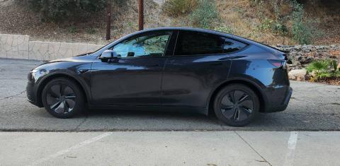 Tesla Model Y 2026