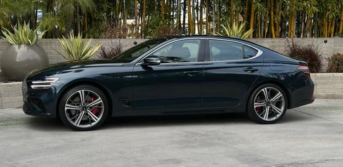 Genesis G70 2025
