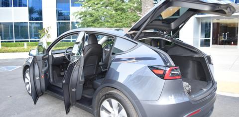 Tesla Model Y 2023