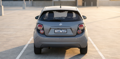 Holden BARINA 2013