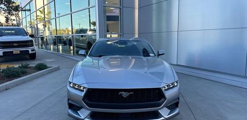 Ford Mustang 2026