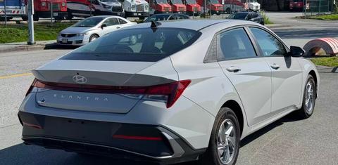 Hyundai Elantra 2025