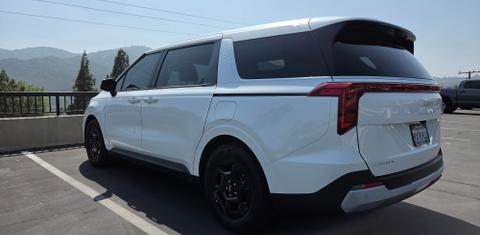 Kia Carnival 2025