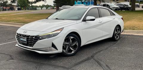 Hyundai Elantra 2021