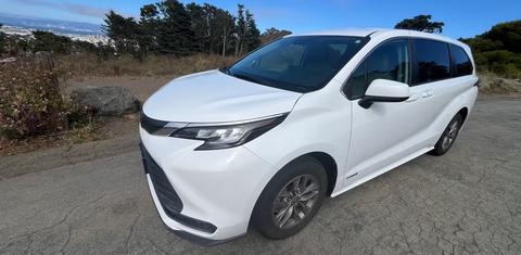 Toyota Sienna 2021