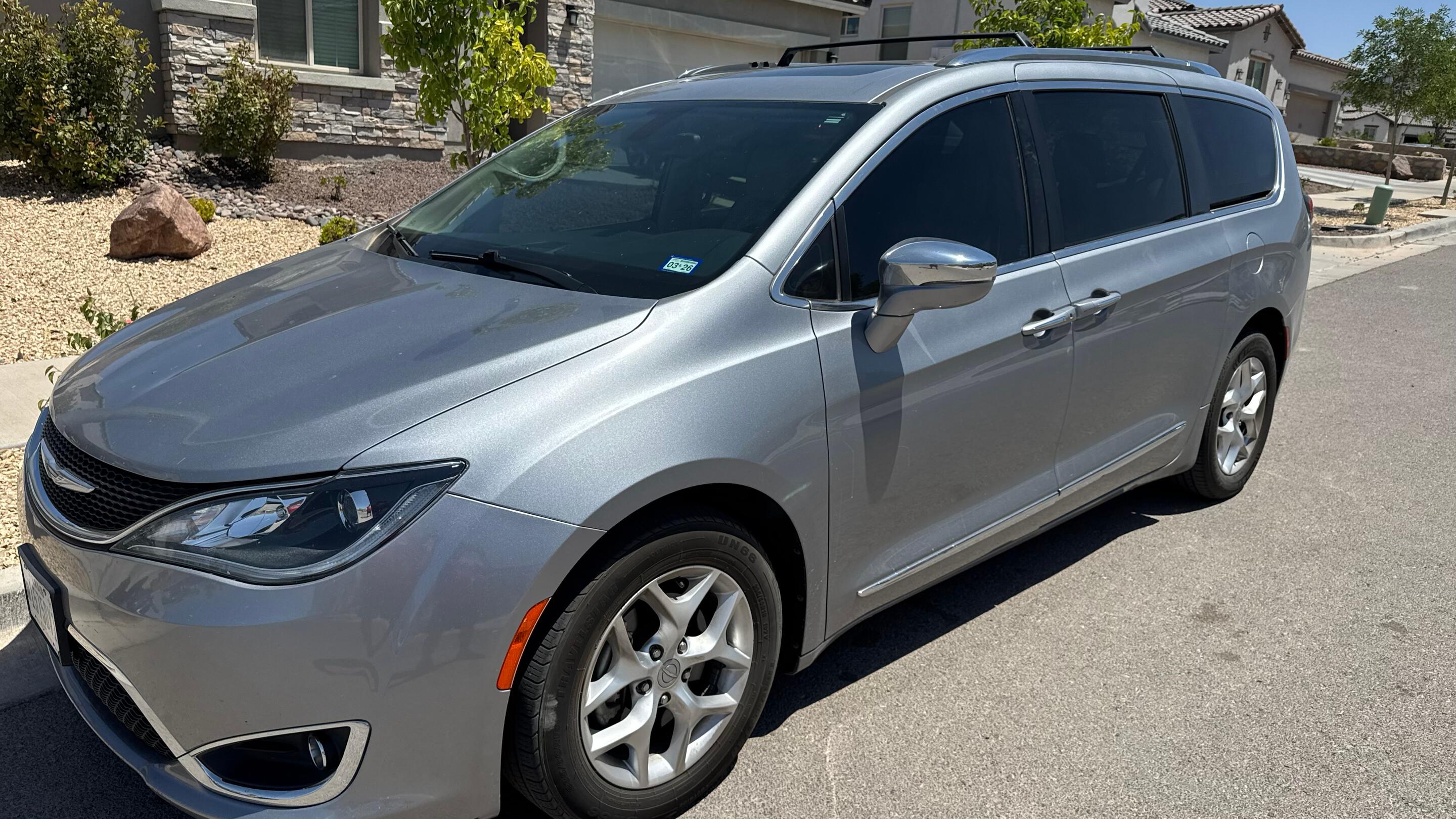 Chrysler Pacifica 2020 in El Paso, TX