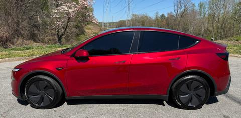 Tesla Model Y 2026