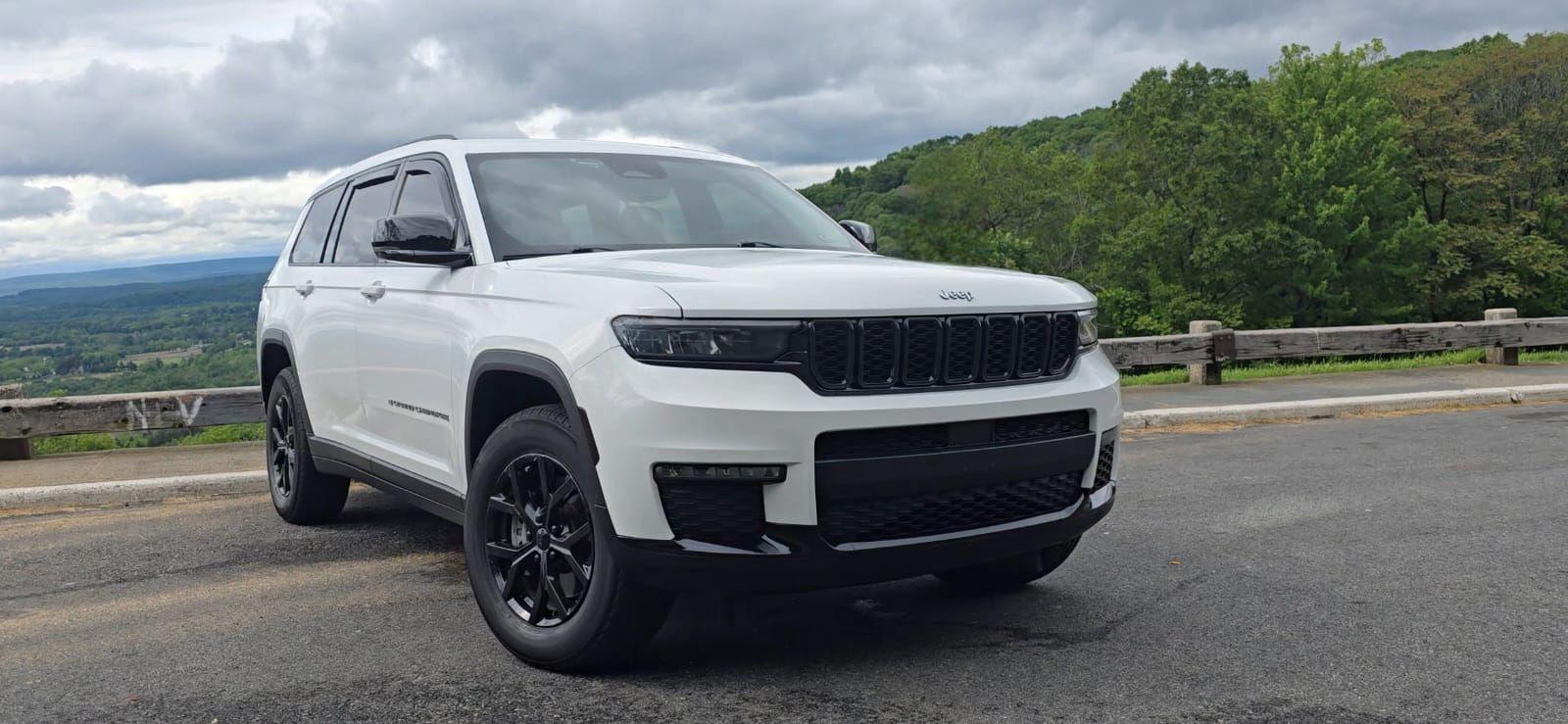 Jeep Grand Cherokee L 2021 in Oakland Gardens, NY
