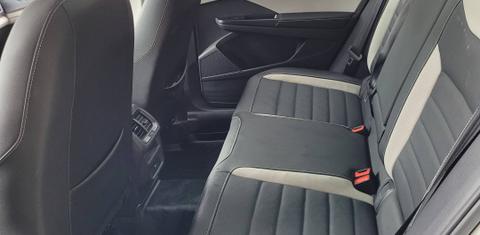 Volkswagen Taos 2025