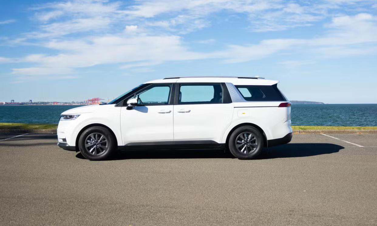 Kia CARNIVAL 2022 in Tweed Heads