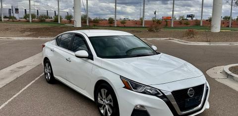 Nissan Altima 2020