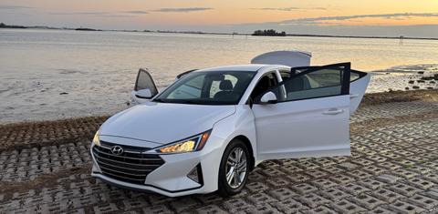 Hyundai Elantra 2020