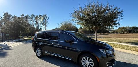 Chrysler Pacifica 2017