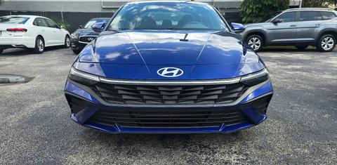 Hyundai Elantra 2024