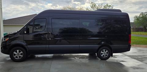 Mercedes-Benz Sprinter 2024