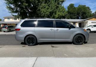 Toyota Sienna car