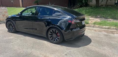 Tesla Model Y 2023