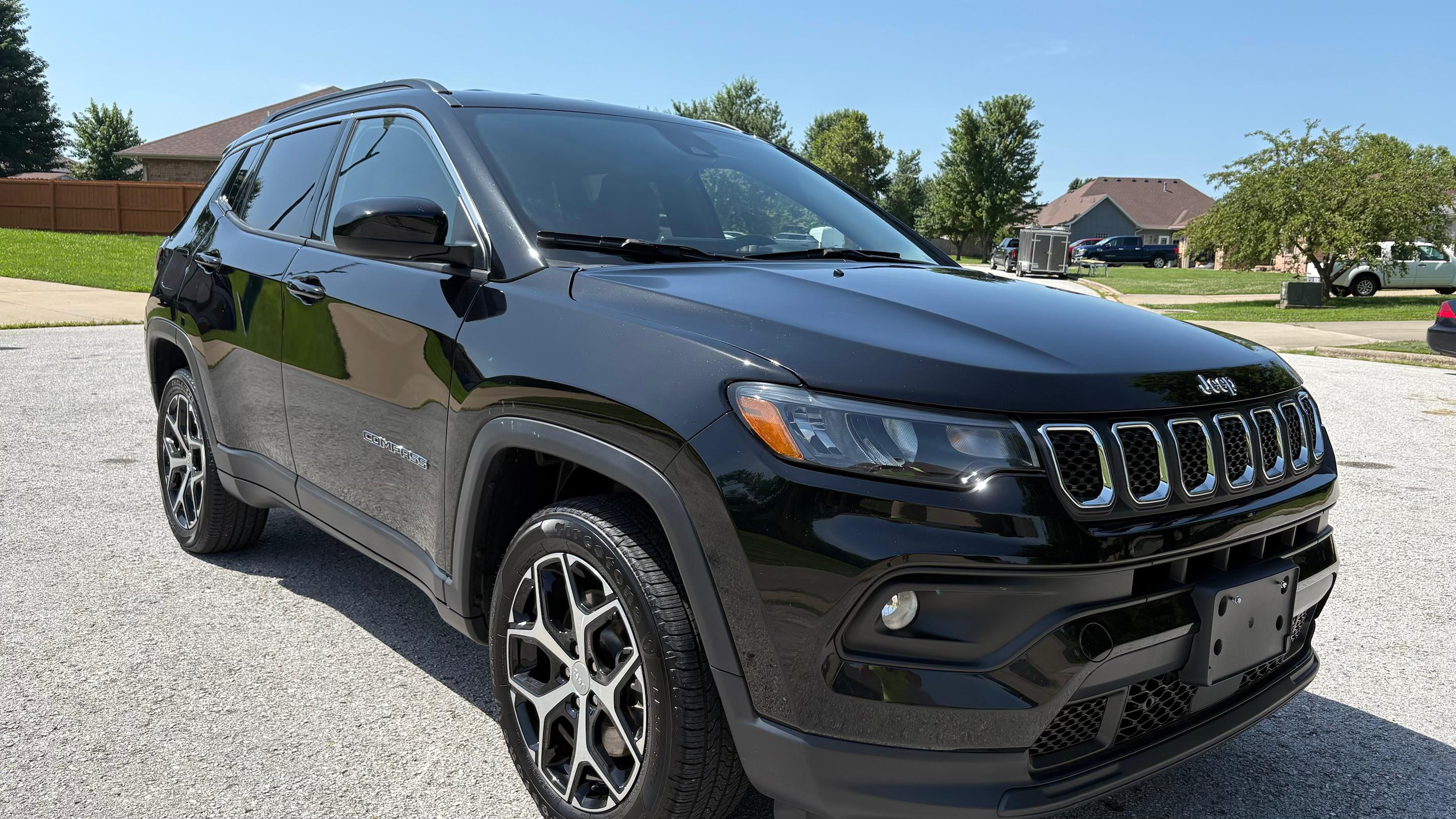 Jeep Compass 2024 in Springfield, MO
