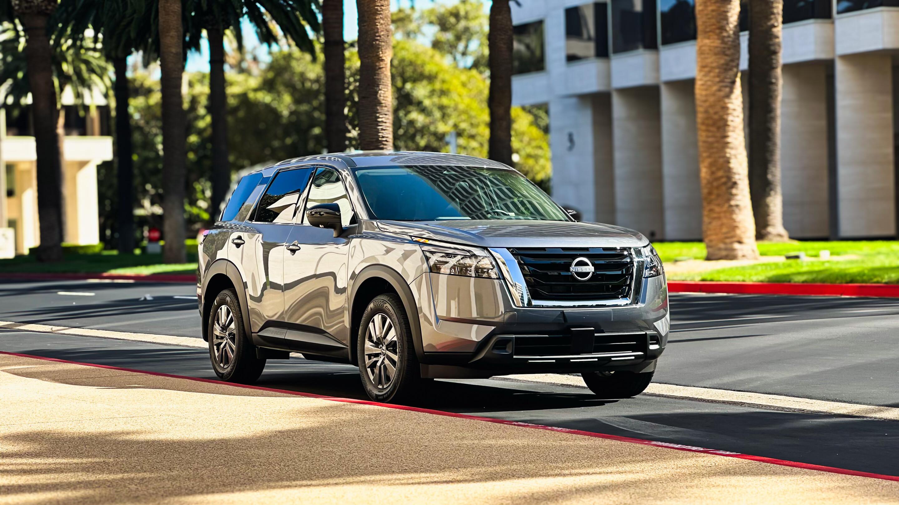 Nissan Pathfinder 2025 in Newport Beach, CA