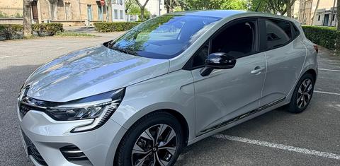 Renault CLIO V 2023