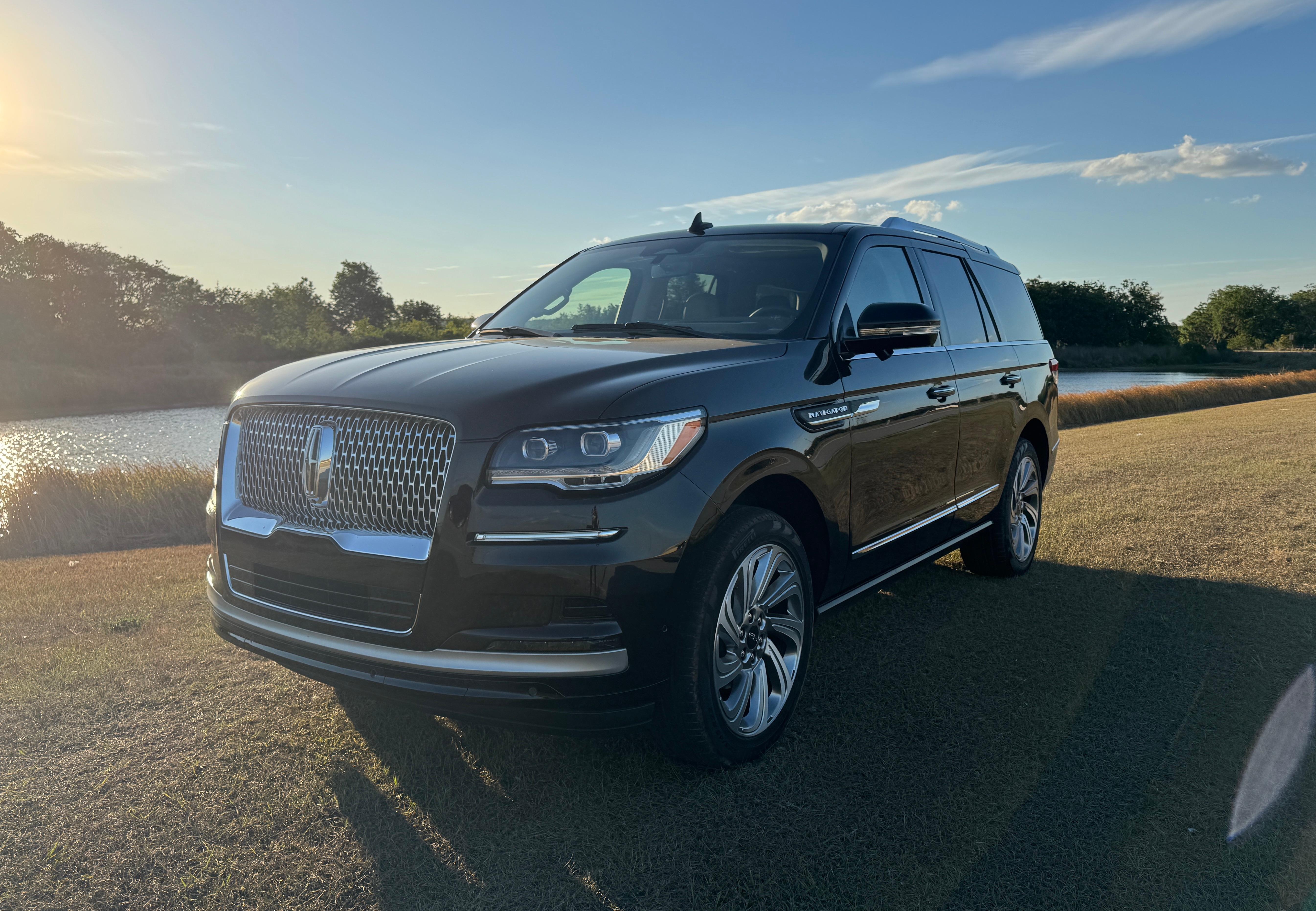 Lincoln Navigator 2024 in 